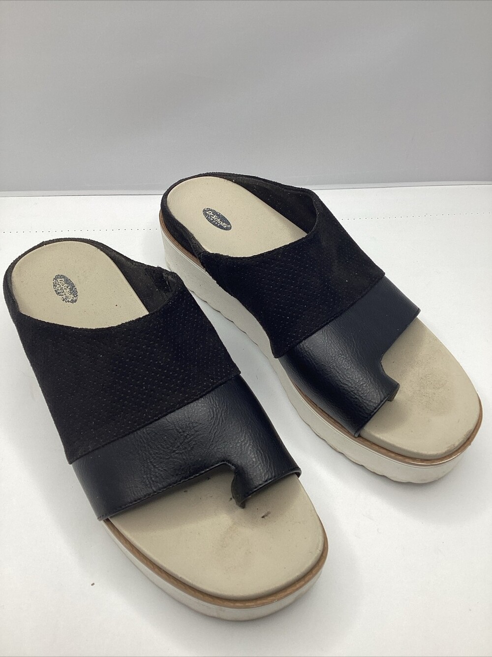 DR SCHOLL'S MORRIS 9.5M Womens Black Toe Strap Comfortable Styli Thong Sandals - Picture 7 of 11